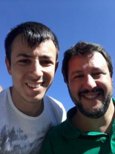 Selfie di Alessandro Pasca col leader della Lega Nord Matteo Salvini